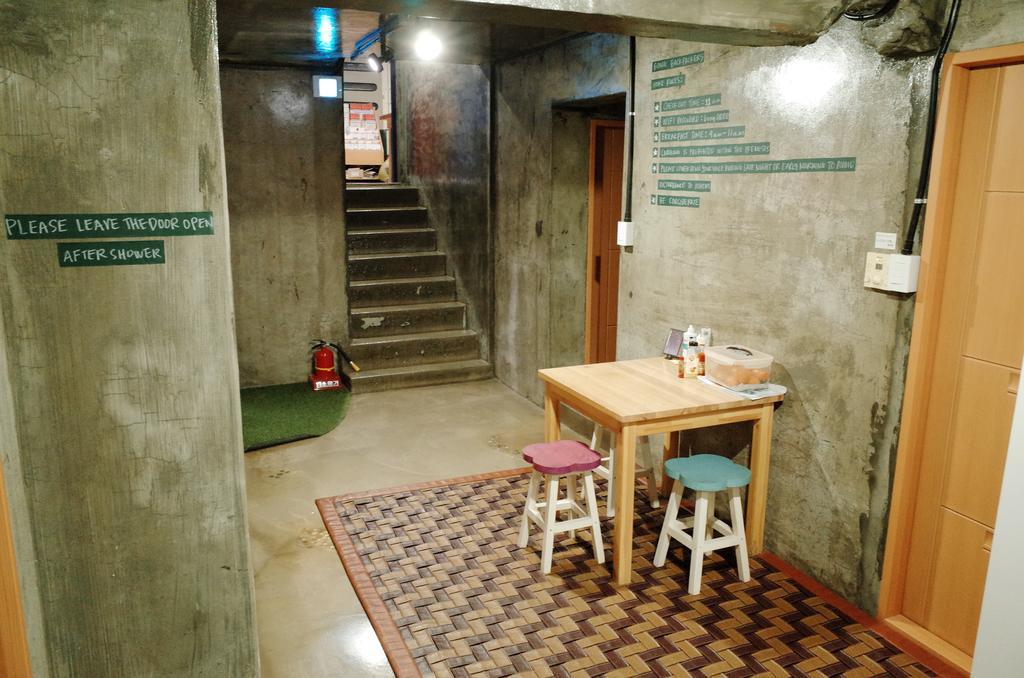 Bong Backpackers Hostel Seoul Exterior photo